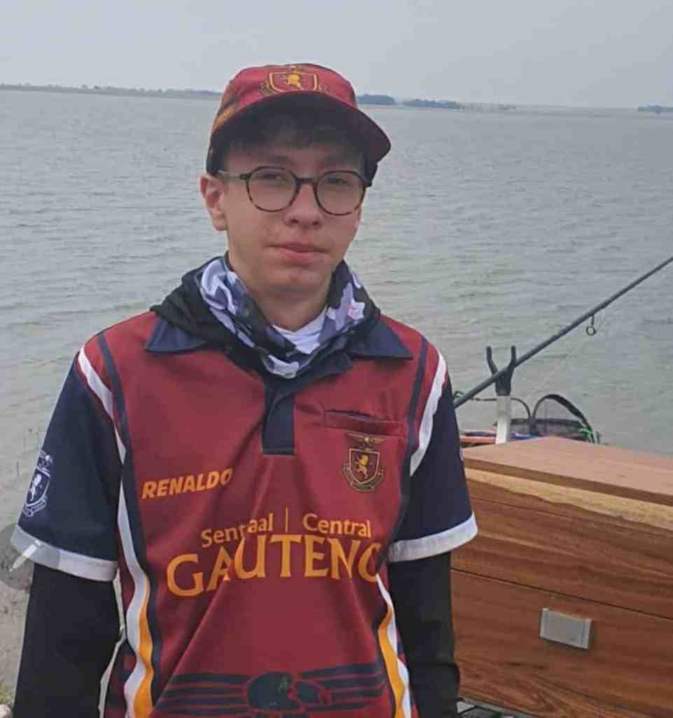 Celebrating Excellence: Renaldo Nel Shines at Sonneveld Akademie’s Prestige Awards